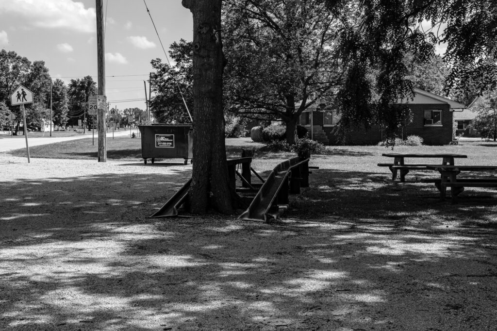 Soulsby Shell station service ramp Mount Olive IL black-and-white – outdoor service ramp at Soulsby Shell station Mount Olive IL