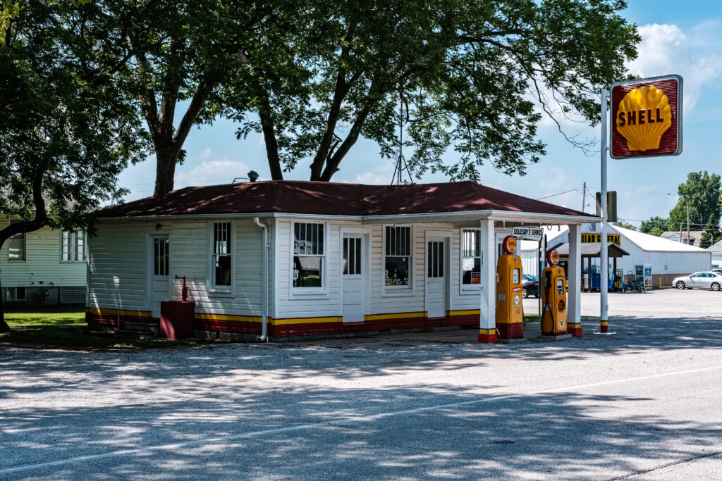 Soulsby Shell station color photo Mount Olive IL – color view of Soulsby Shell service station Mount Olive IL