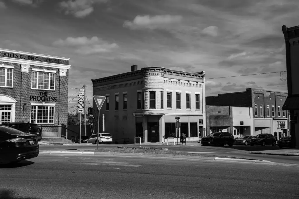 Plaza Theatre and Historic Landmarks in Glasgow, Kentucky